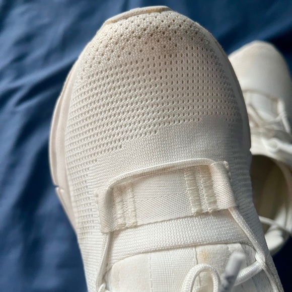 On Running Cloudnova - Picture 7 of 9